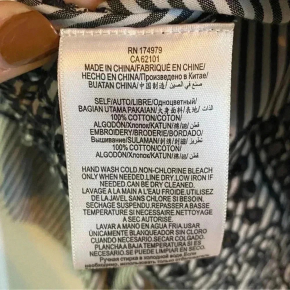 BCBGMAXAZRIA | Striped Cropped Bell Puff Sleeve Embroidered Blouse Size XS Boho - Picture 4 of 6